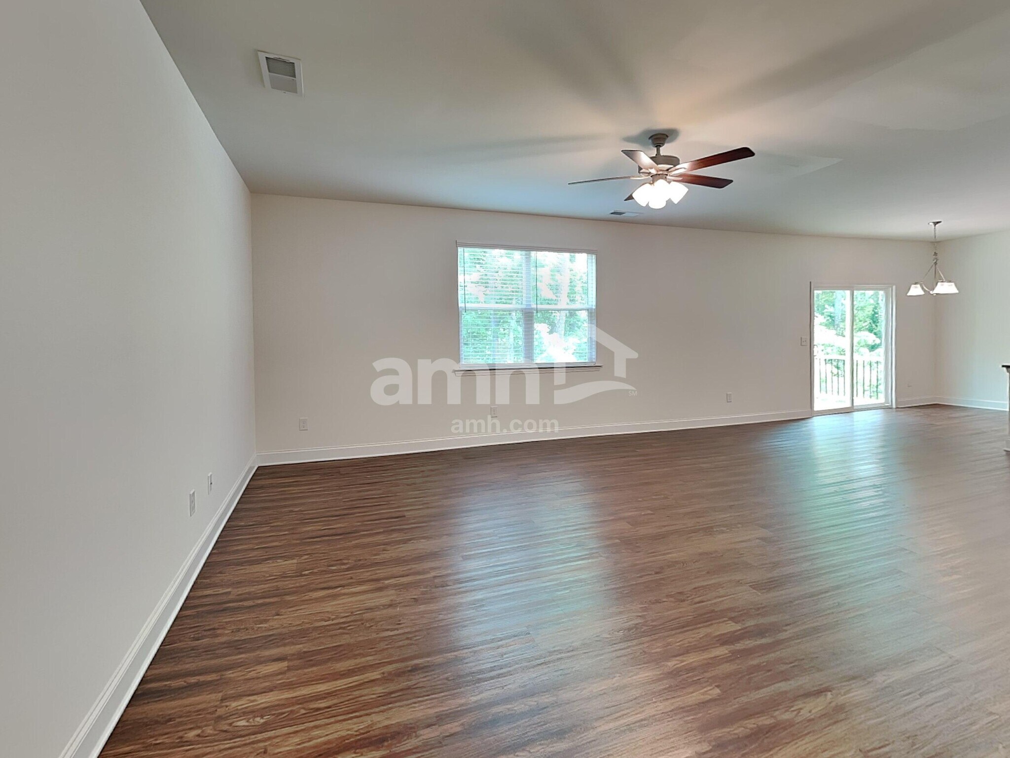 Building Photo - 5125 Canyon Creek Way