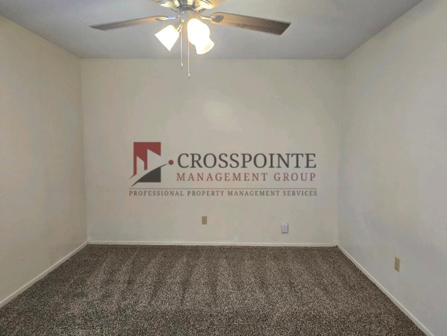 Building Photo - Coming Soon! Cozy 3 Bedroom Unit!