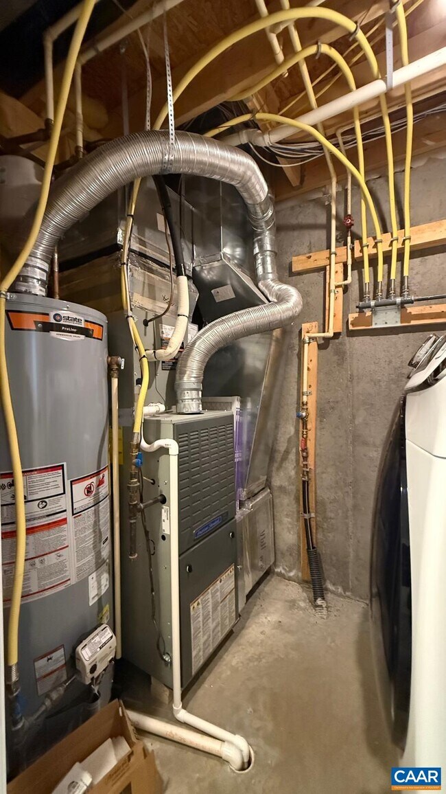 Building Photo - 2350 Abington Dr