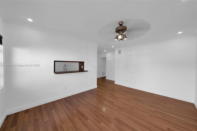 Building Photo - 520 79th St