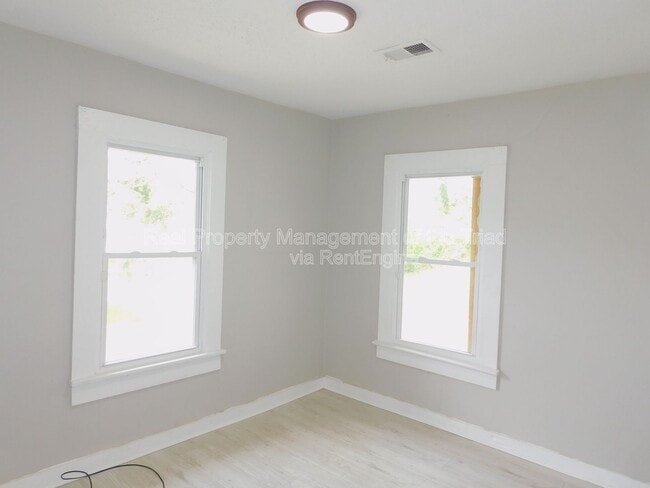 Building Photo - 144 Bridford Downs Dr