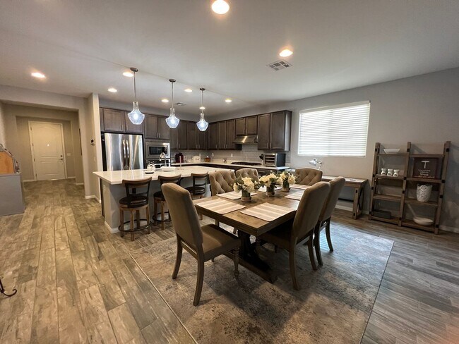 Building Photo - Fully Furnished Designer Home in Guard-Gated Rhodes Ranch – Short-Term Luxury Rental