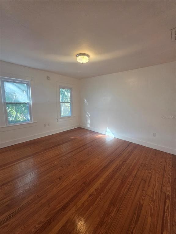 Building Photo - 1023 NE 6th St