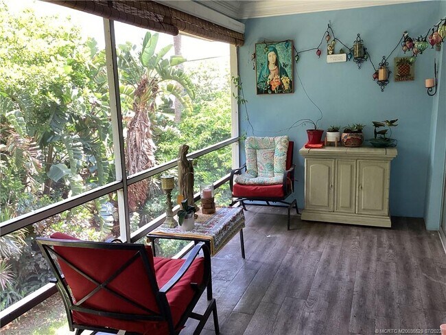 Building Photo - 1900 S Kanner Hwy