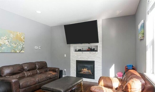 Building Photo - 7030 W Werner Dr