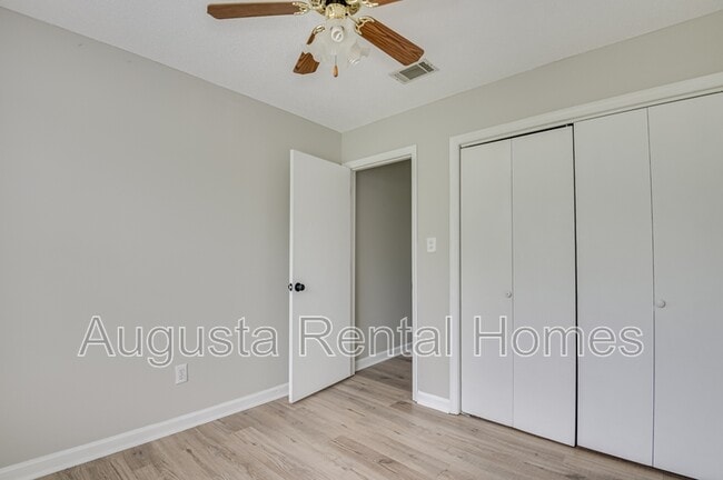 Building Photo - 4529 Caliburn Way
