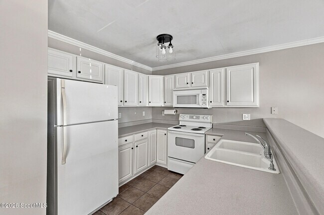 Building Photo - 413 Palmetto St