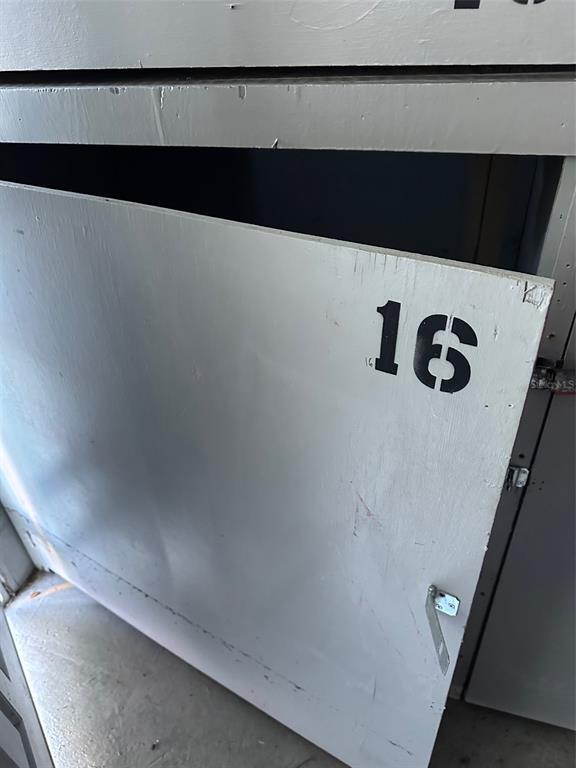 Building Photo - 541 S Peninsula Ave