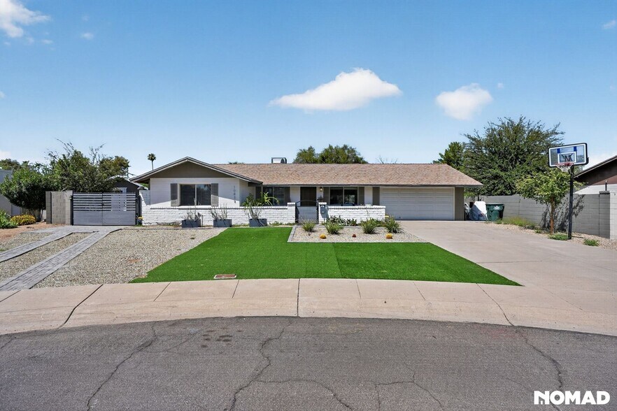 Building Photo - 10838 N 37th Pl