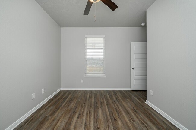 Building Photo - 1129 Trellis Pass