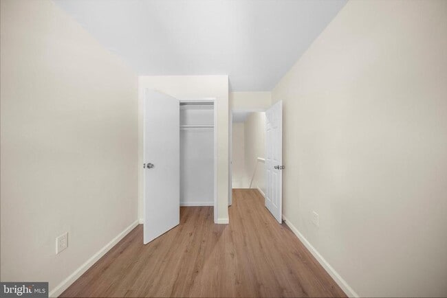 Building Photo - 14797 Tamarack Pl