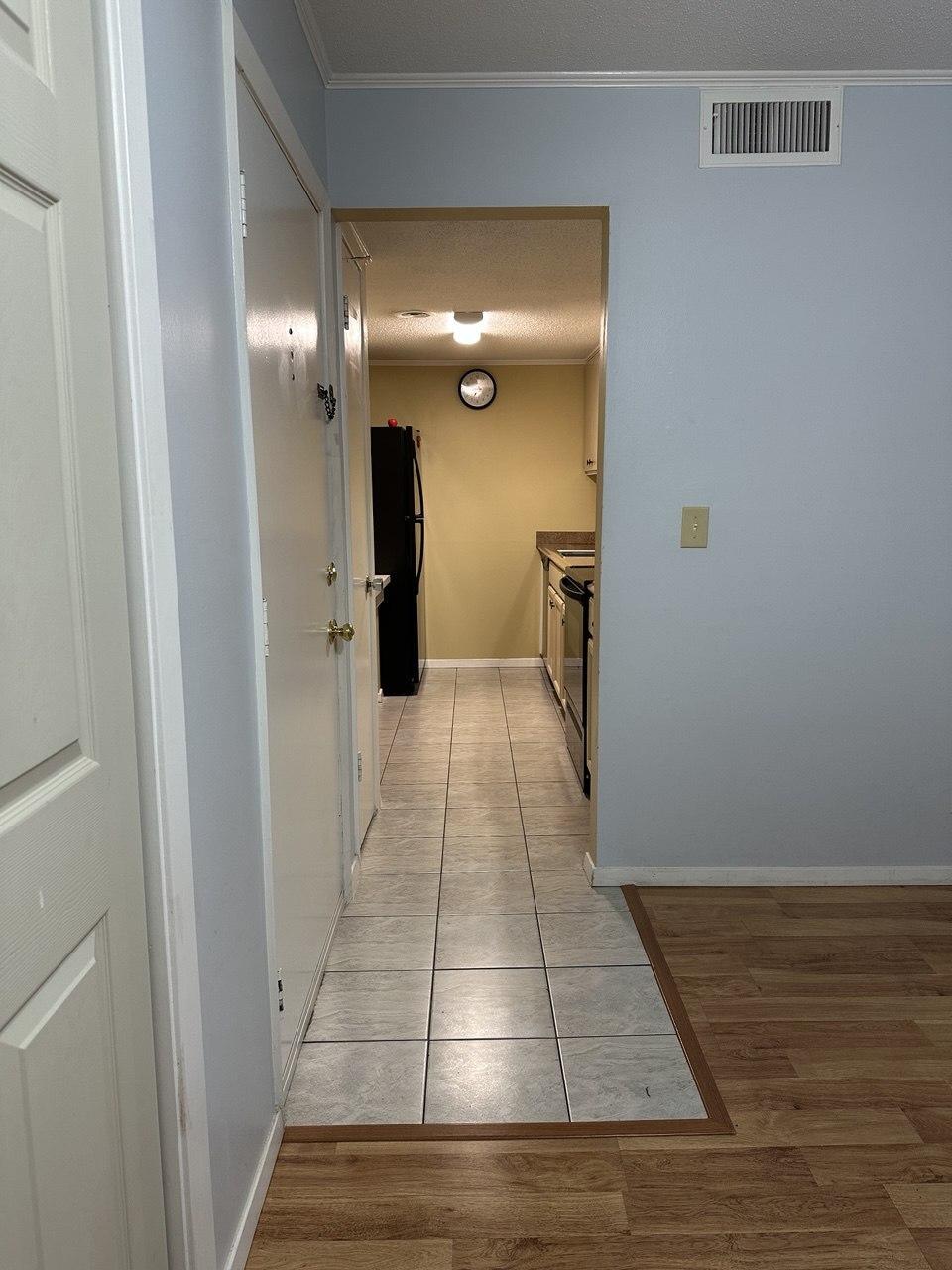 Building Photo - 1855 Poplar Woods Cir W
