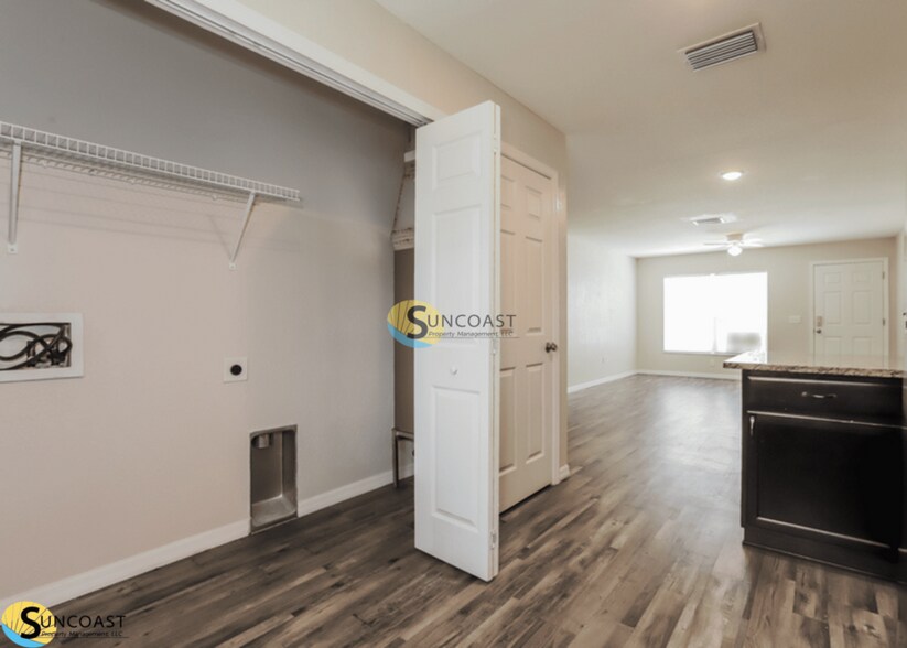 Building Photo - 8024 Juniper Rd