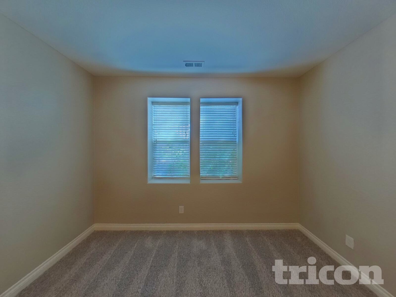 Building Photo - 6697 Cottonwood Tree Dr