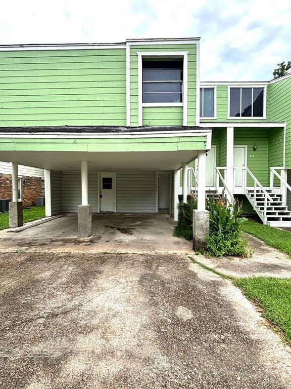 Primary Photo - 412 Bowie St