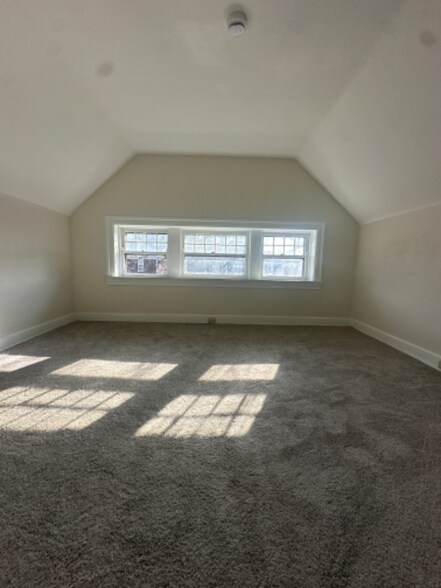 Building Photo - 1516 Dixmont Ave