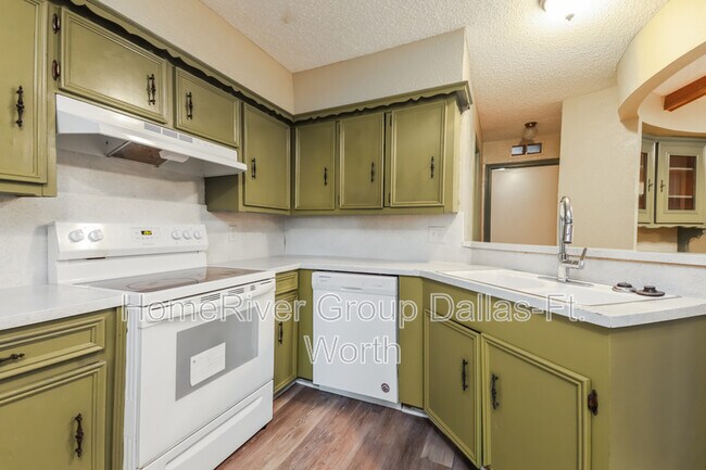 Building Photo - 4331 Cinnabar Dr