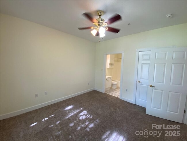 Building Photo - 8642 Coralbell Ln