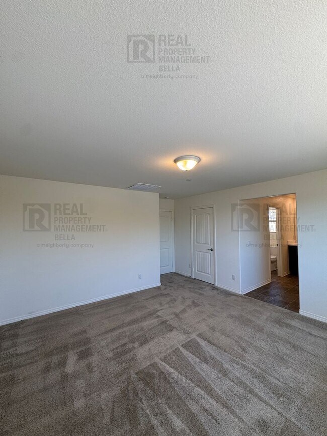 Building Photo - Spacious Menifee Home with Open Floor Plan, Walk-In Closets & Covered Patio