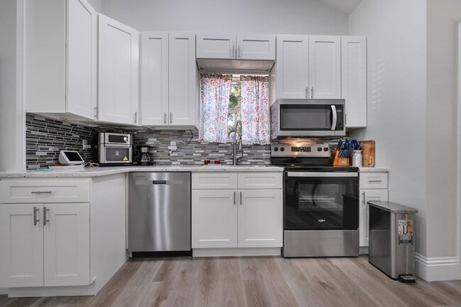 Building Photo - 15 Arapaho Trail