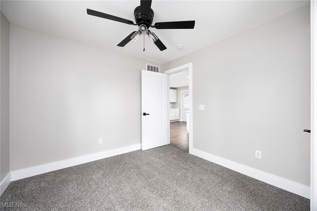 Building Photo - 3101 Wagoner St