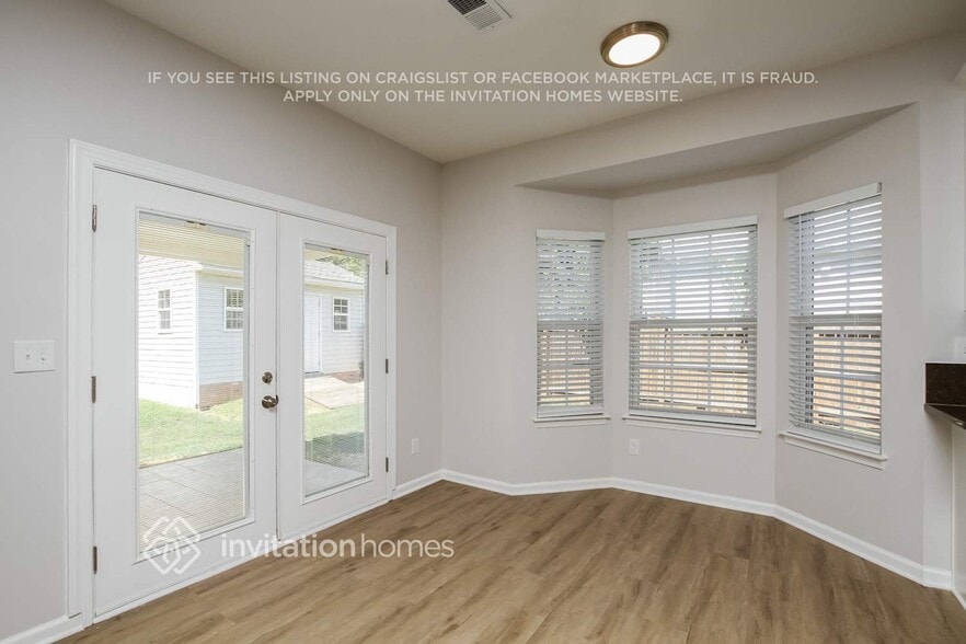 Building Photo - 162 Grayland Rd