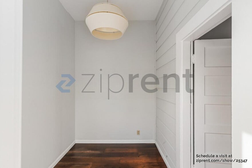 Building Photo - 369 29th St