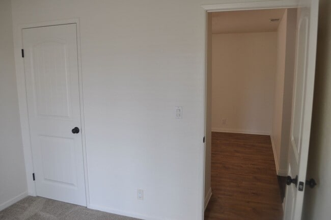 Building Photo - 4BR/2BA Single Family Poway Home “Single L...