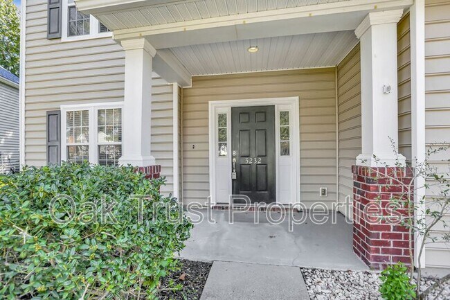 Building Photo - 5232 Mulholland Dr