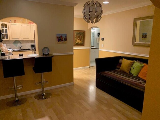 Building Photo - 1334 NE 16th Ave