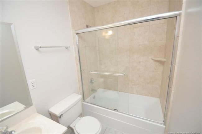 Building Photo - 240 Beechtree Dr