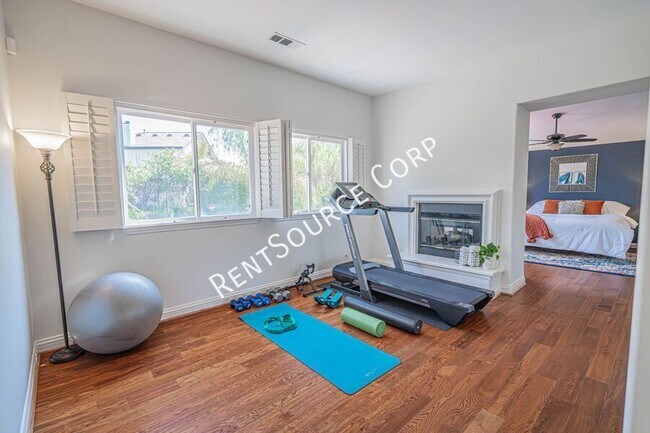 Building Photo - 26511 Brooks Cir