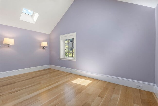 Building Photo - 4 Gracewood Park
