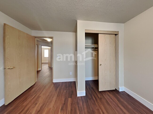 Building Photo - 16978 SW Steele Way