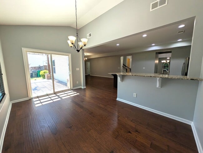 Building Photo - Stunning 2 Story Home Located in The Settlements at Withrow Downs Community!