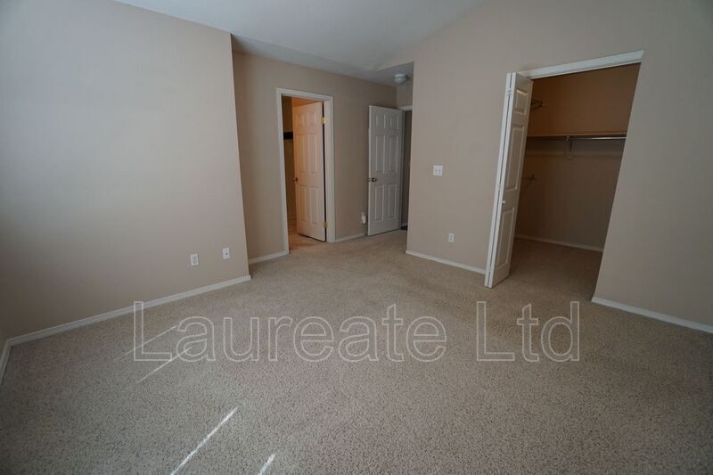 Building Photo - 6510 Silver Mesa Dr