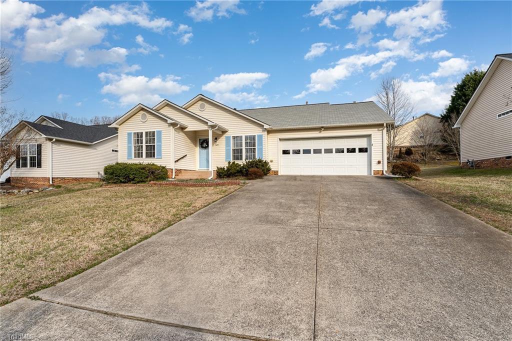 Building Photo - 1524 Hawkcrest Ln