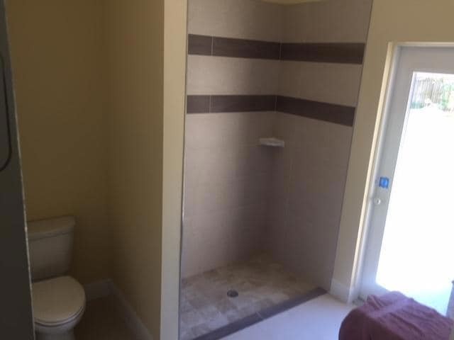 Building Photo - 4261 SW Walker St