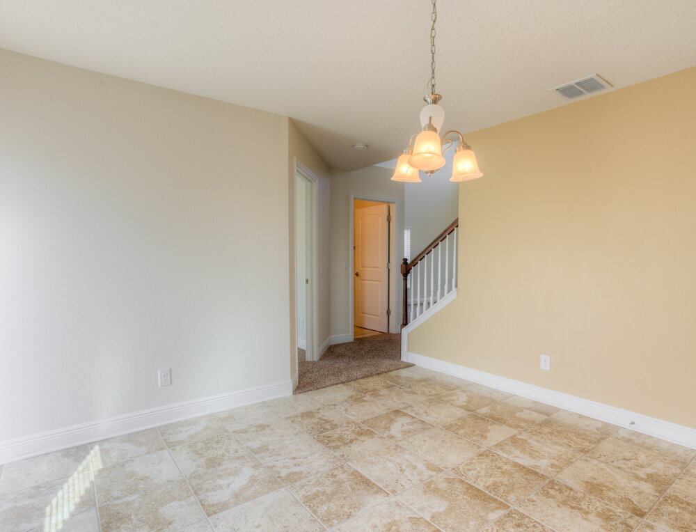 Building Photo - 1705 Southern Oak Loop