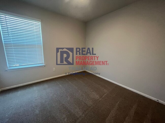 Building Photo - Delightful 4 Bedroom/2 Full Bath Open Concept Home