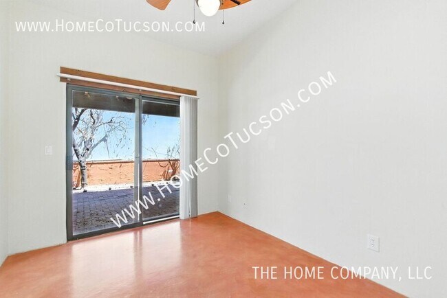 Building Photo - 1921 S Doubletree Ln