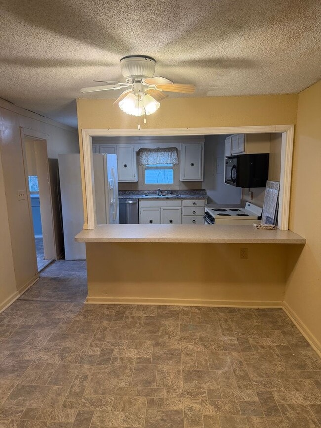 Building Photo - Abilene, Ks Rental