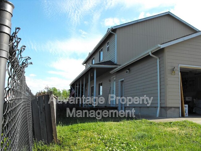 Building Photo - 1016 Quail Glenn Dr