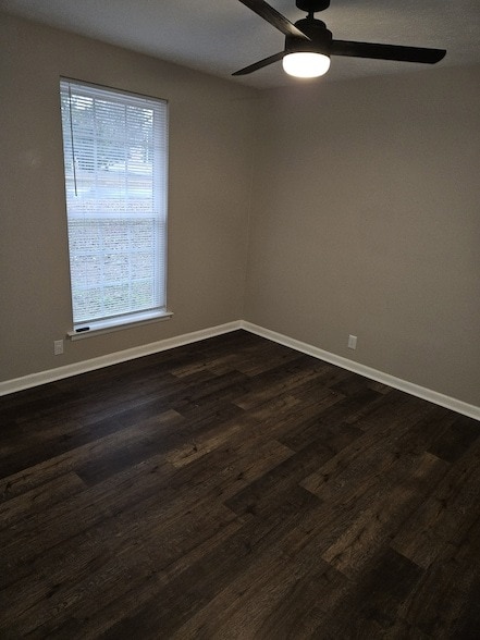 Building Photo - 101 Edgewood Dr