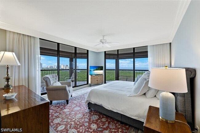 Building Photo - 6075 Pelican Bay Blvd