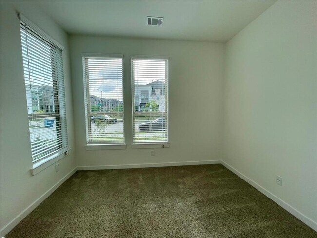 Building Photo - 16518 Amber Patina Ln