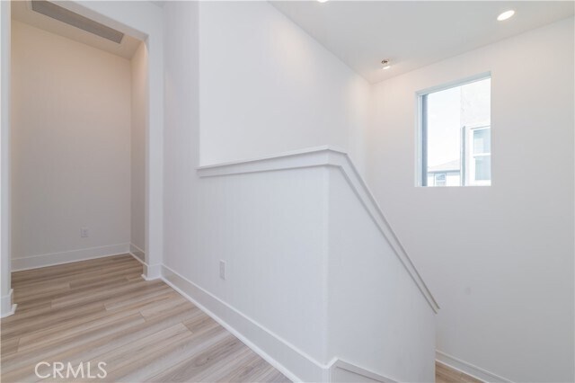 Building Photo - 168 Sash