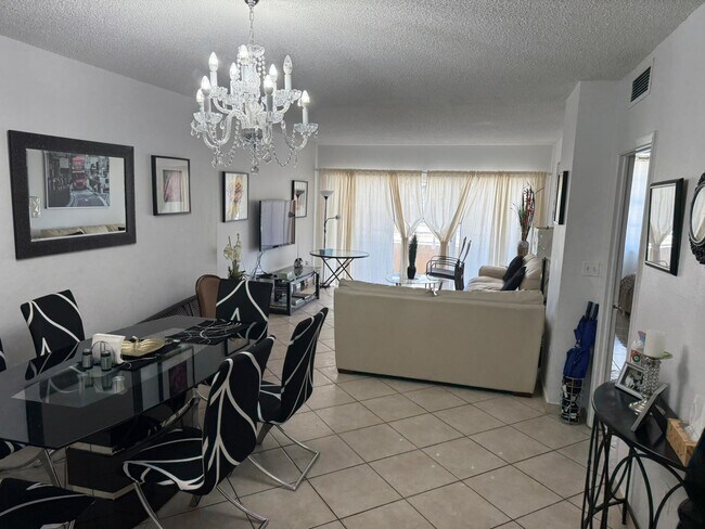 Building Photo - 1950 S Ocean Dr