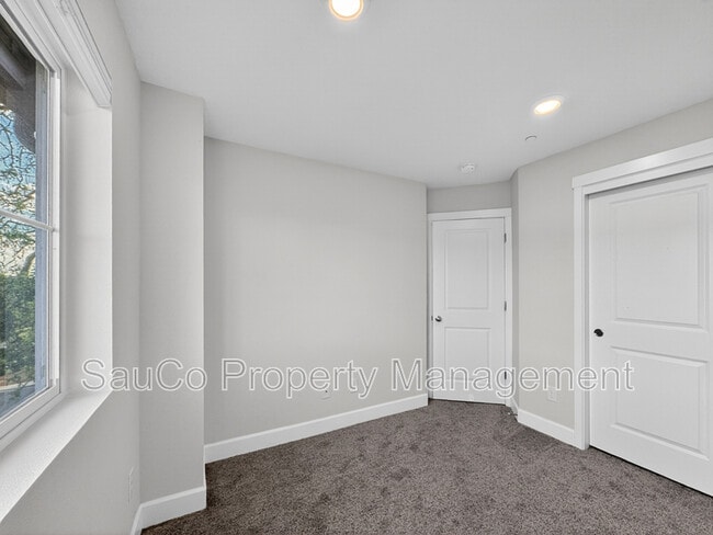 Building Photo - 17022 SW Lemongrass Ln