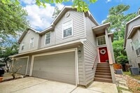 Building Photo - 117 N Villa Oaks Dr